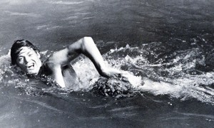 Best of both worlds  Johnny Weissmuller competes at the 1924 Olympic Games in Paris.